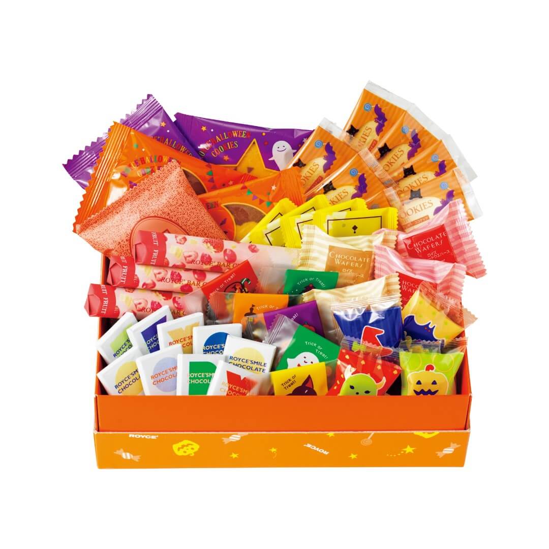 ROYCE' Chocolate - ROYCE' Halloween Happy Selection - Image shows an open printed box with individually-wrapped confections.
