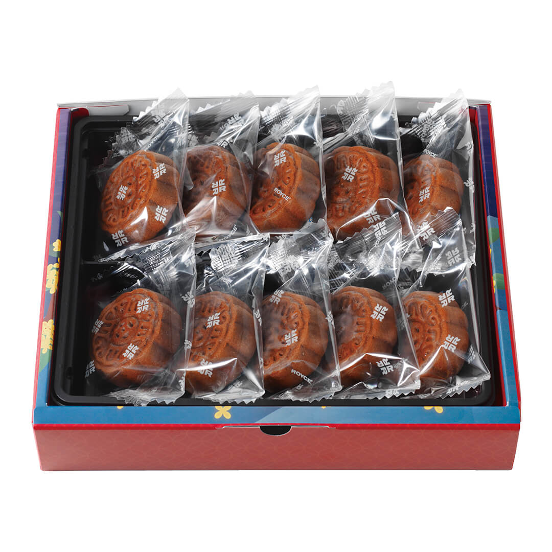 Chocoman Mooncake - Image shows an open box with individually-wrapped mooncakes.