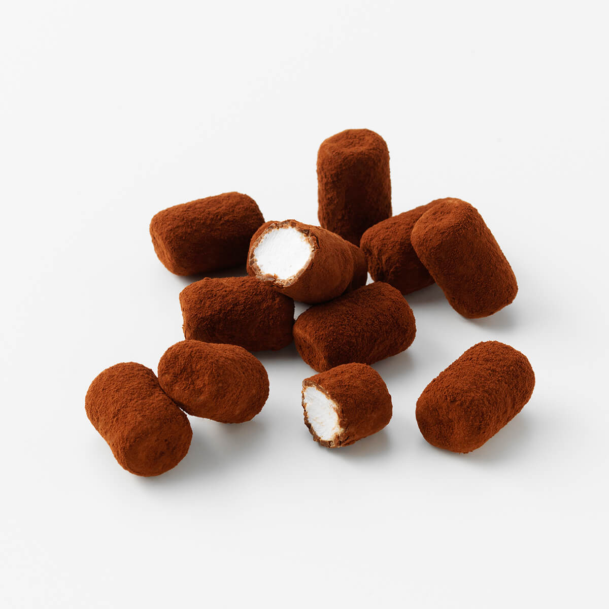 ROYCE' Chocolate - Marshmallow Chocolate "Milk Coffee" - Cocoa-dusted marshmallows on a white background