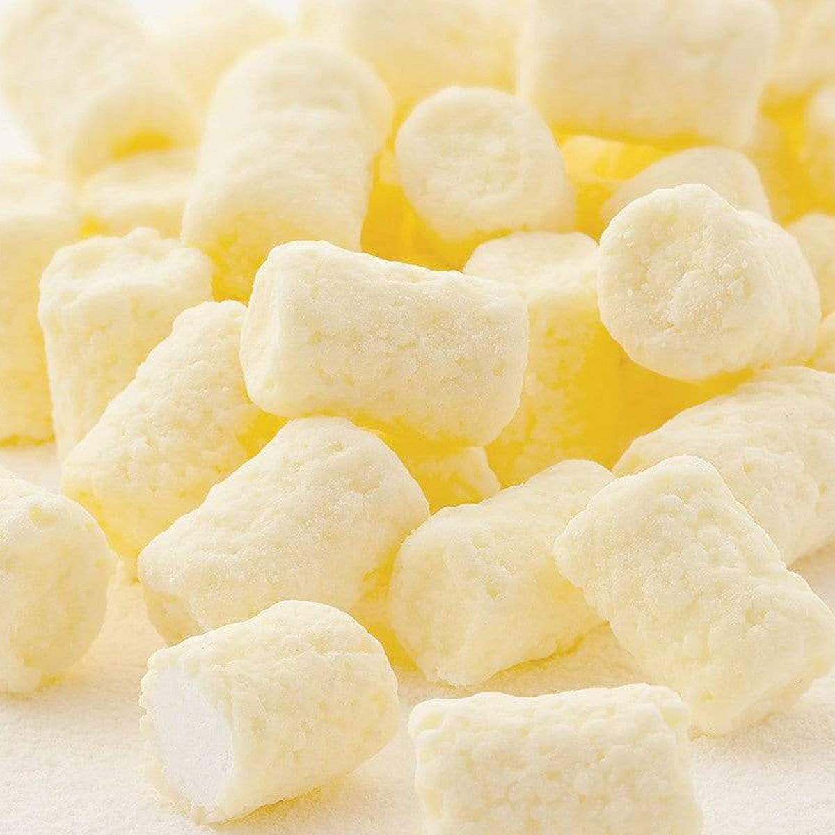 ROYCE' Chocolate - Marshmallow Chocolate "White" - Image shows white chocolate-coated marshmallows.